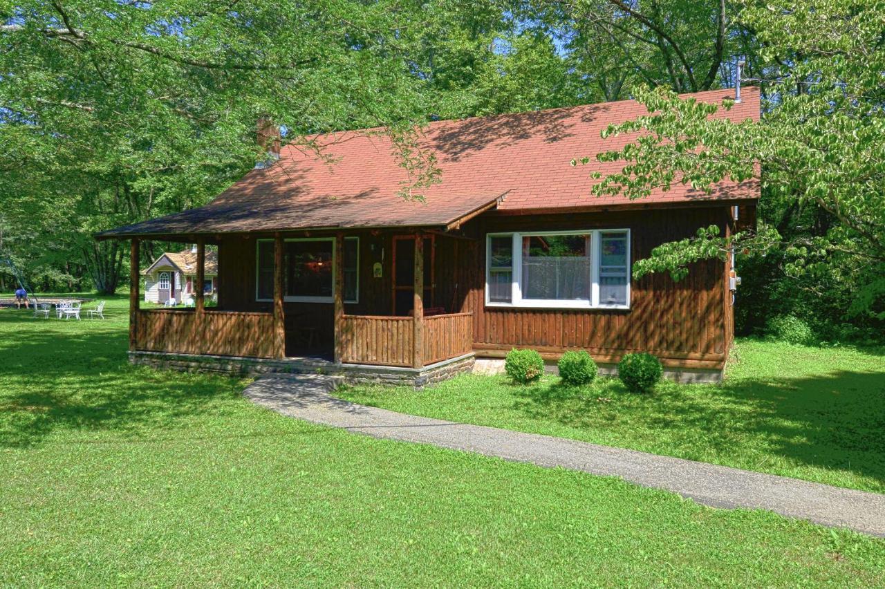 Countryside Cottages Bartonsville Room photo